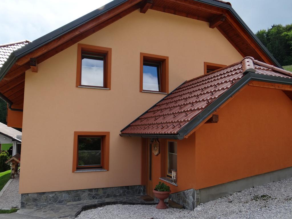 Apartment Trebusak Laze v Tuhinju